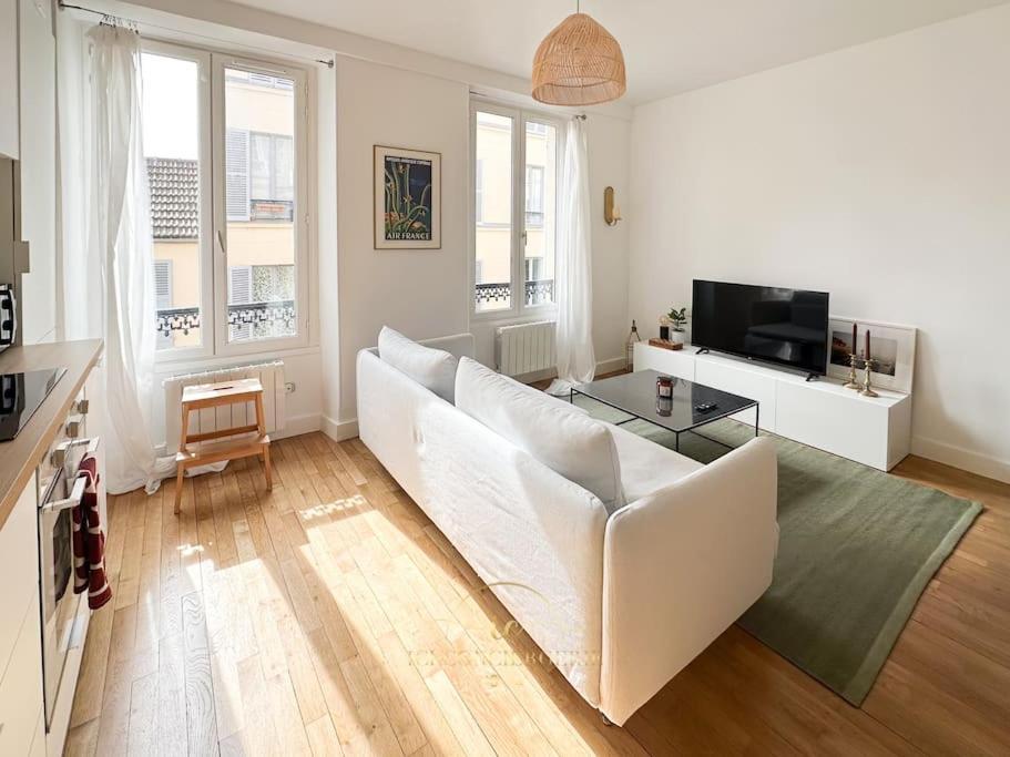 Le Petit Saint Louis Apartment Versailles Exterior photo